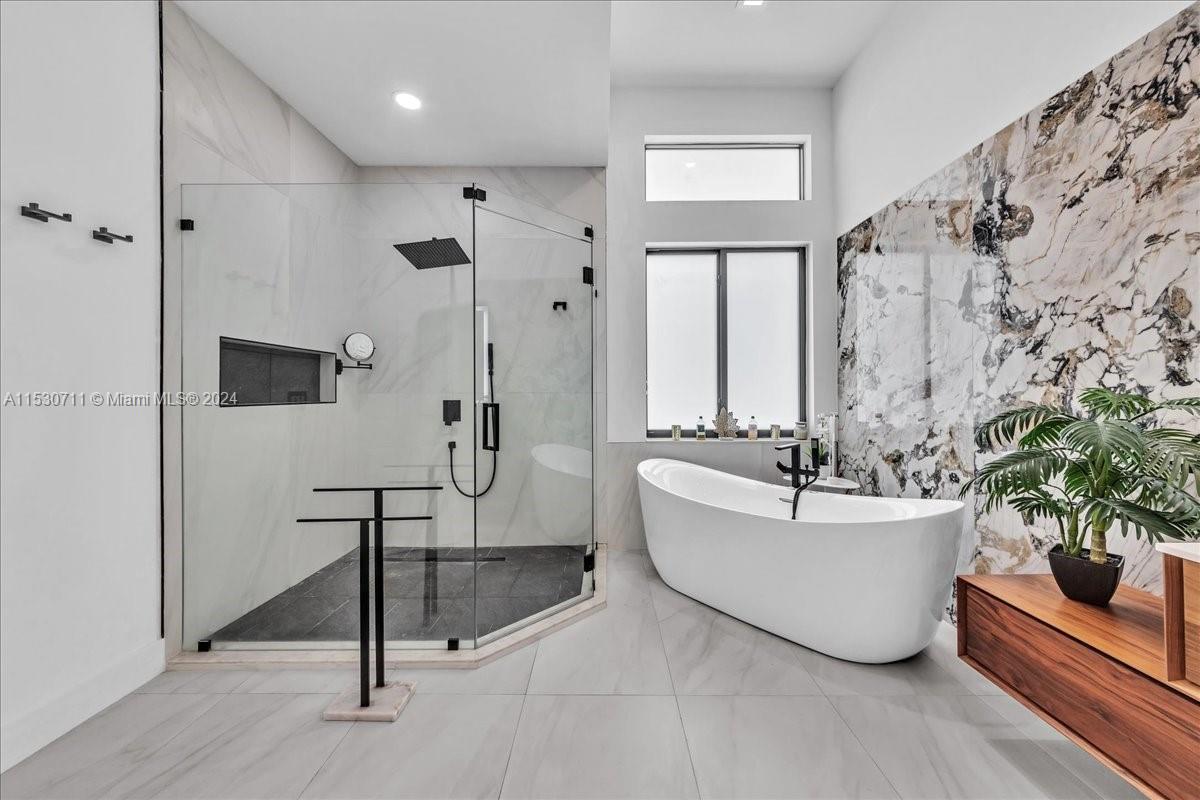 RIVERSTONE - Residential