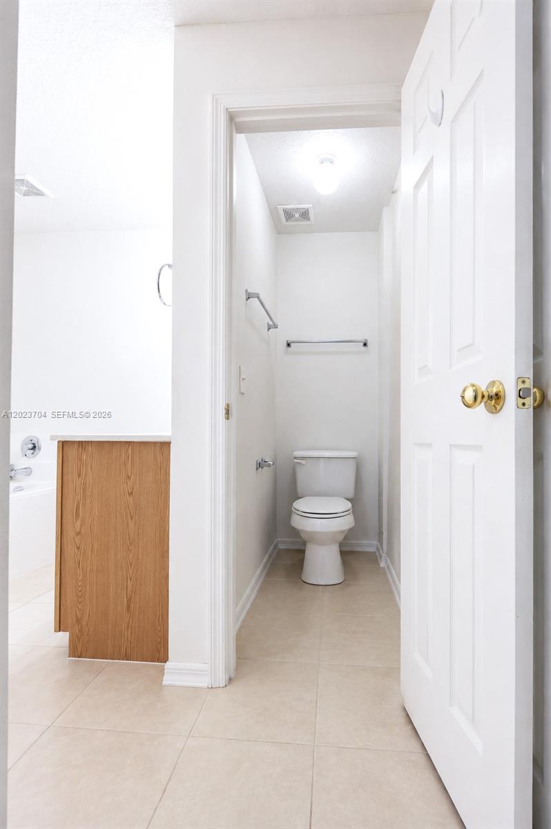 PORT ST LUCIE SECTION 44 - Residential Lease