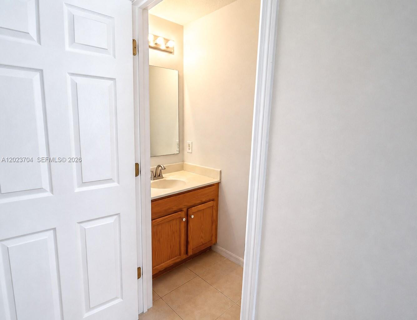 PORT ST LUCIE SECTION 44 - Residential Lease