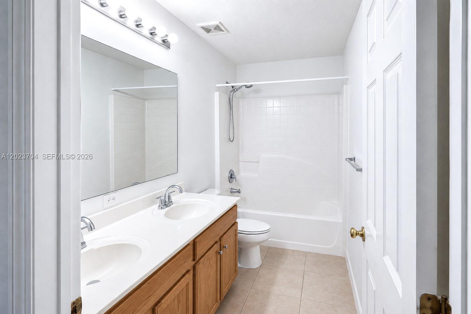 PORT ST LUCIE SECTION 44 - Residential Lease