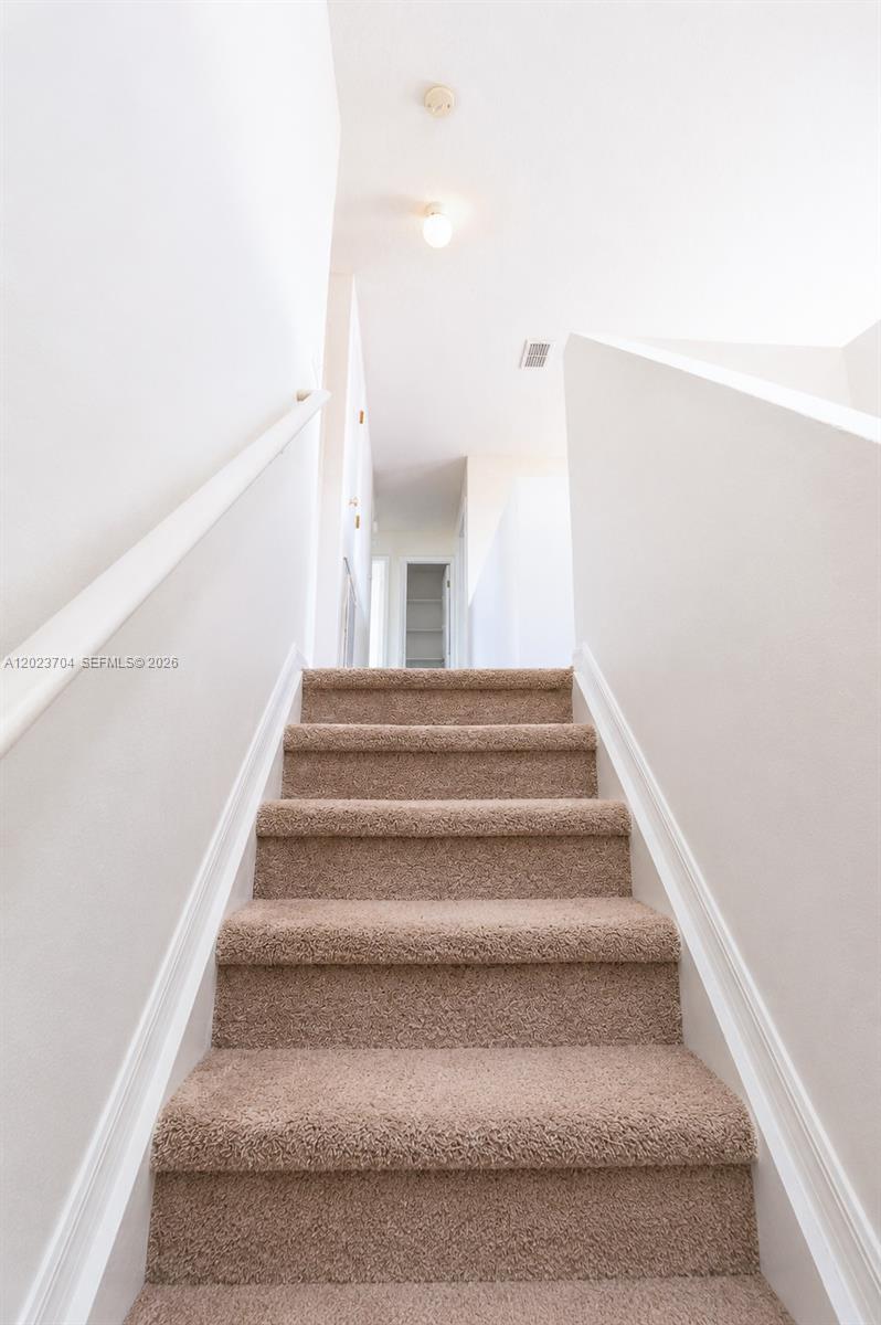 PORT ST LUCIE SECTION 44 - Residential Lease