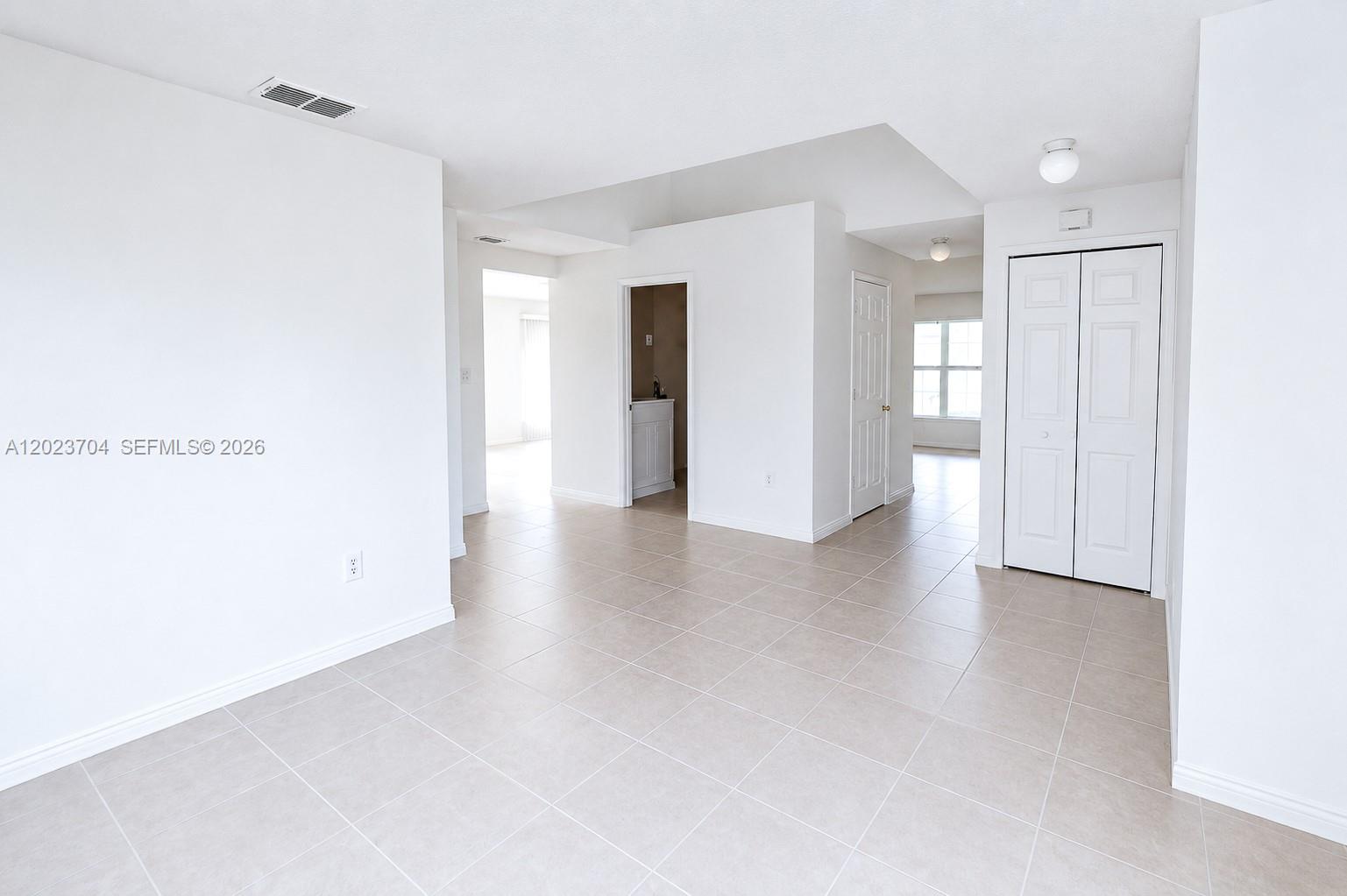 PORT ST LUCIE SECTION 44 - Residential Lease