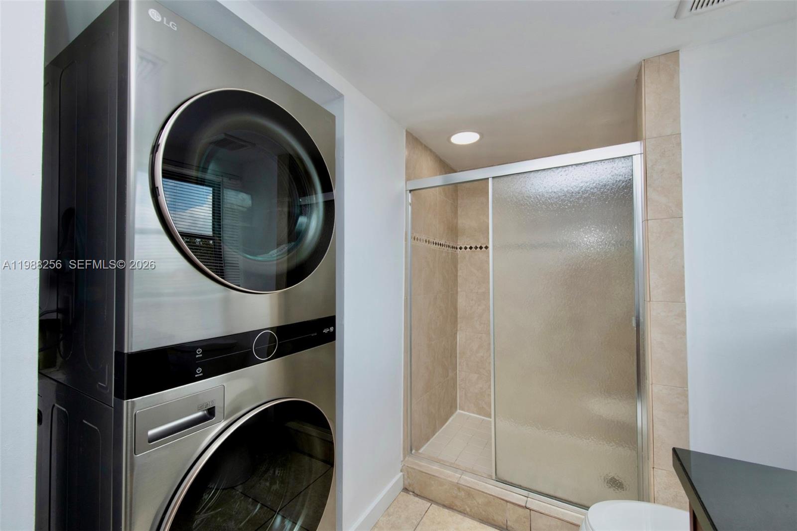 LAKEVIEW OF THE CALF CLUB - Residential