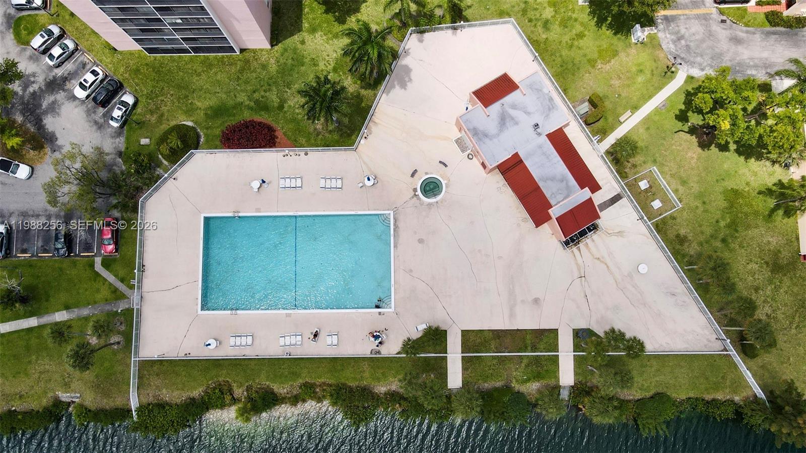 LAKEVIEW OF THE CALF CLUB - Residential