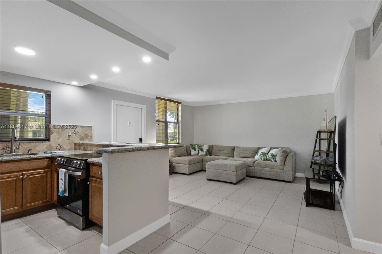 Casa Verano - Residential Lease