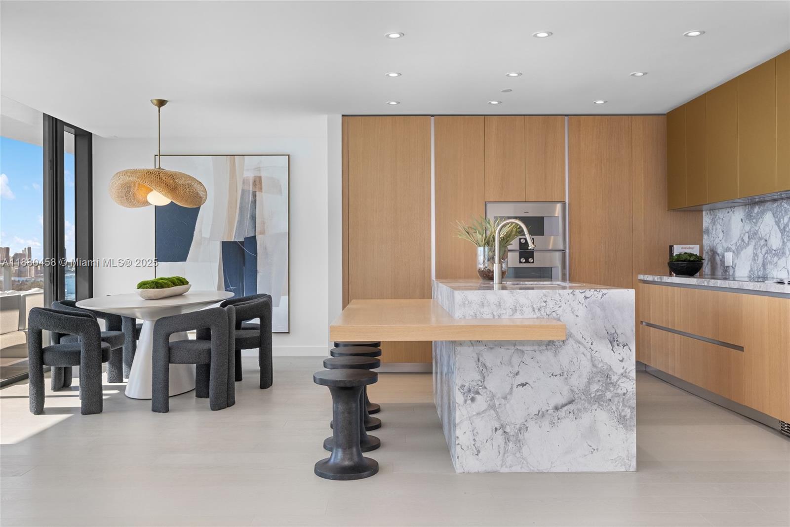 FIVE PARK CONDO - Residential