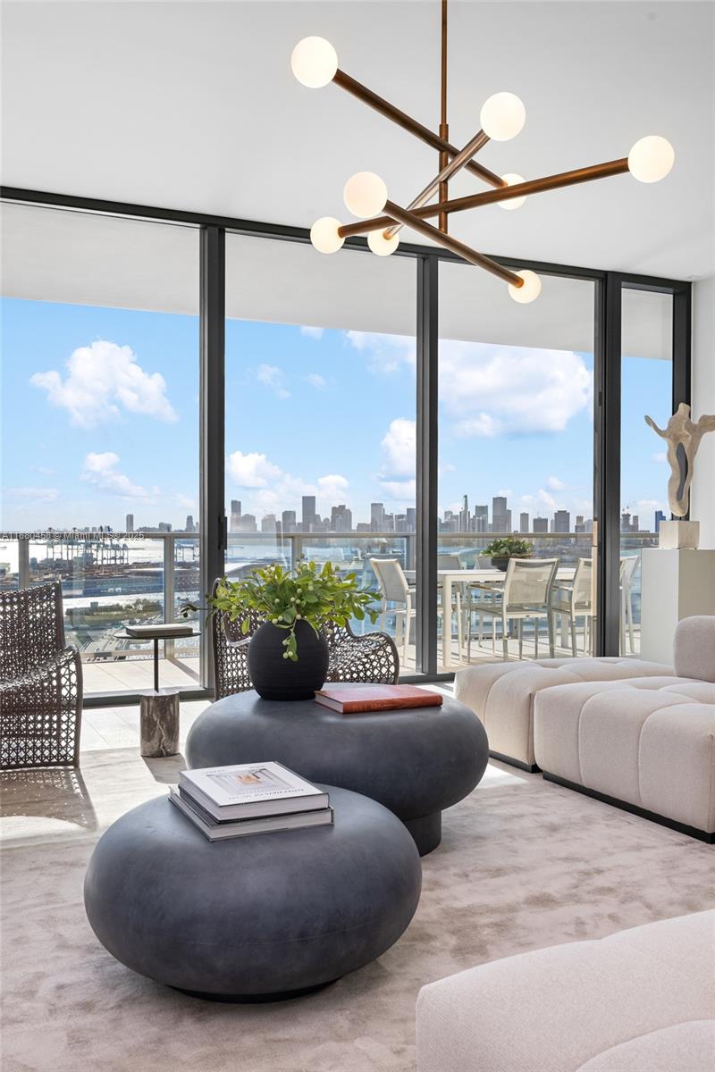 FIVE PARK CONDO - Residential