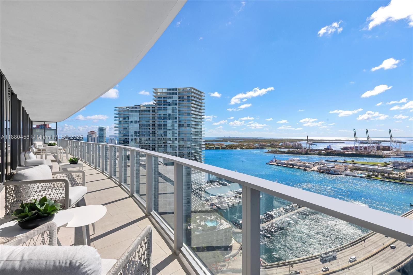 FIVE PARK CONDO - Residential