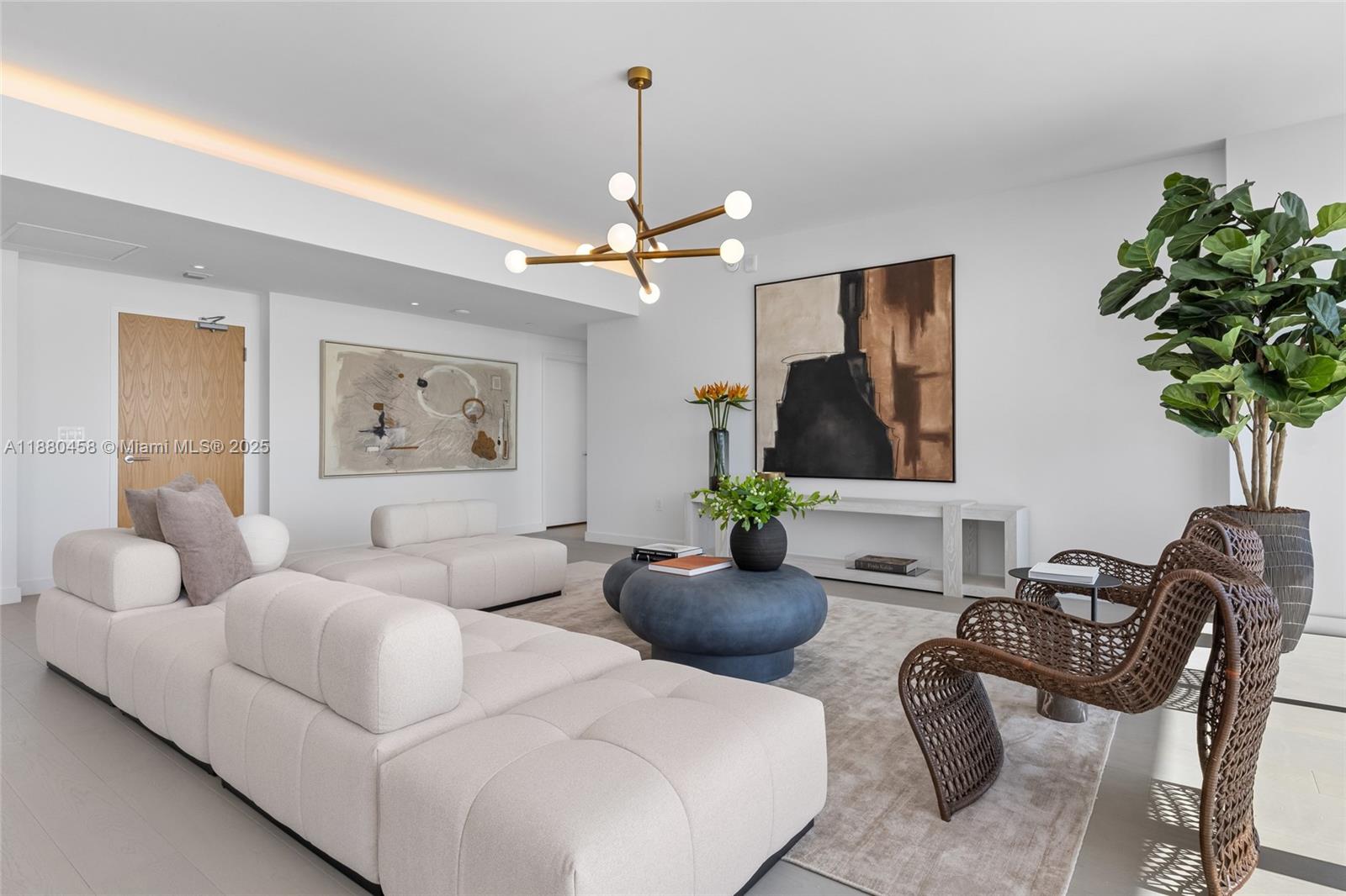 FIVE PARK CONDO - Residential