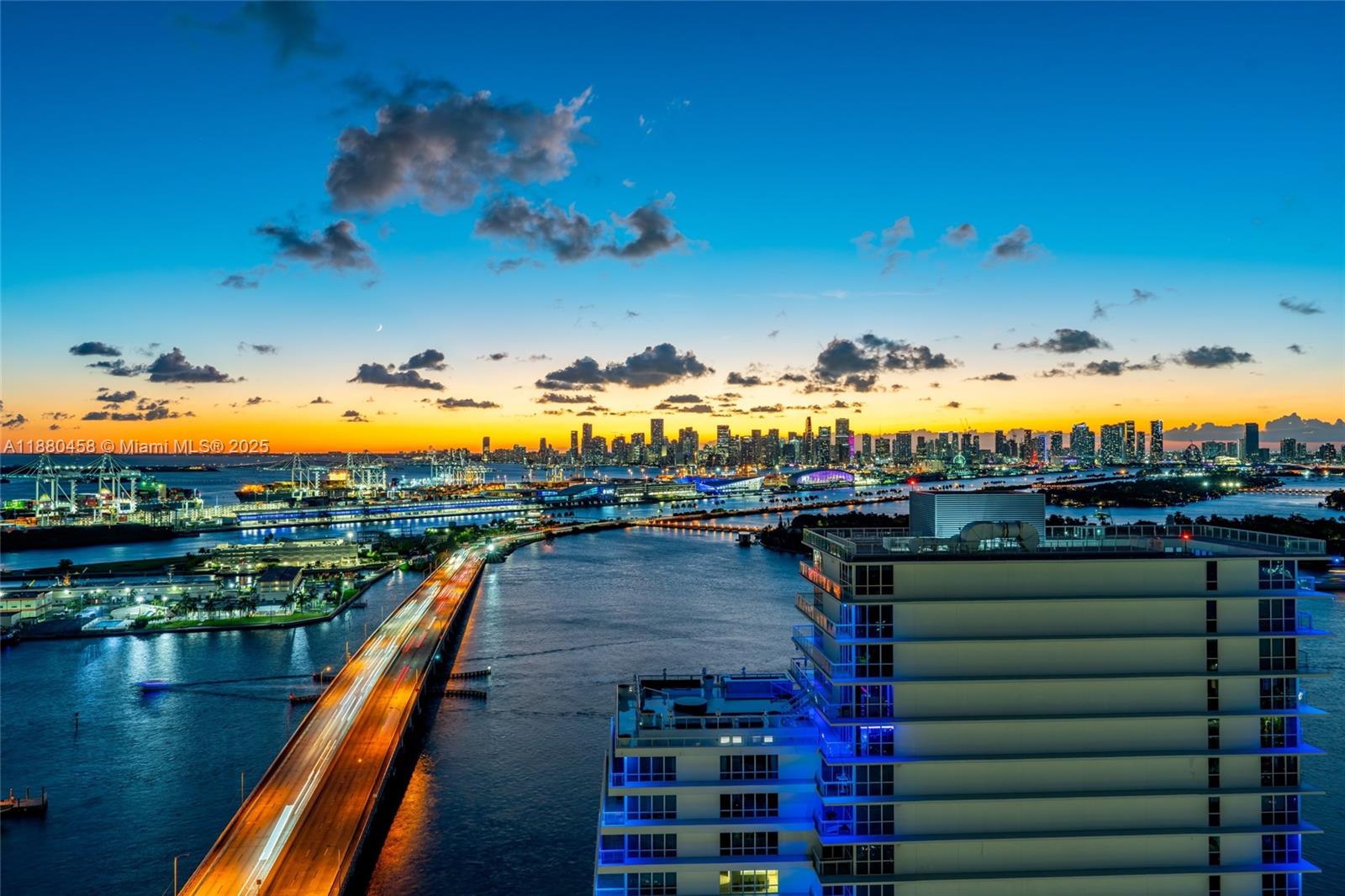 FIVE PARK CONDO - Residential