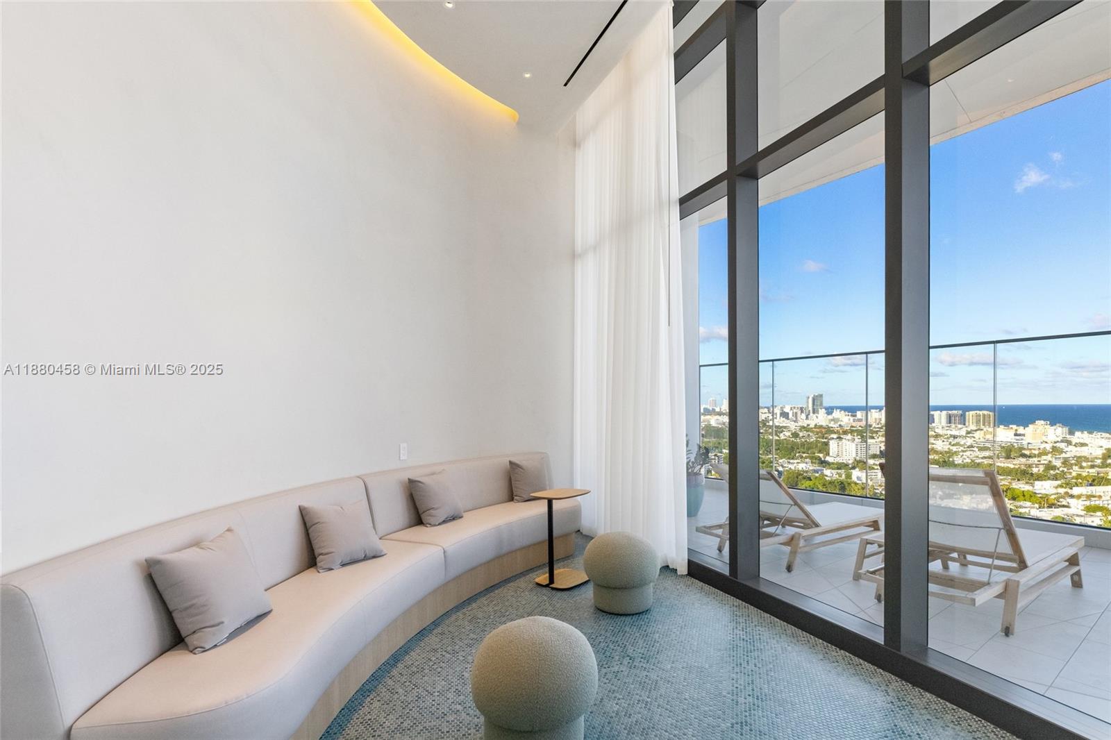 FIVE PARK CONDO - Residential