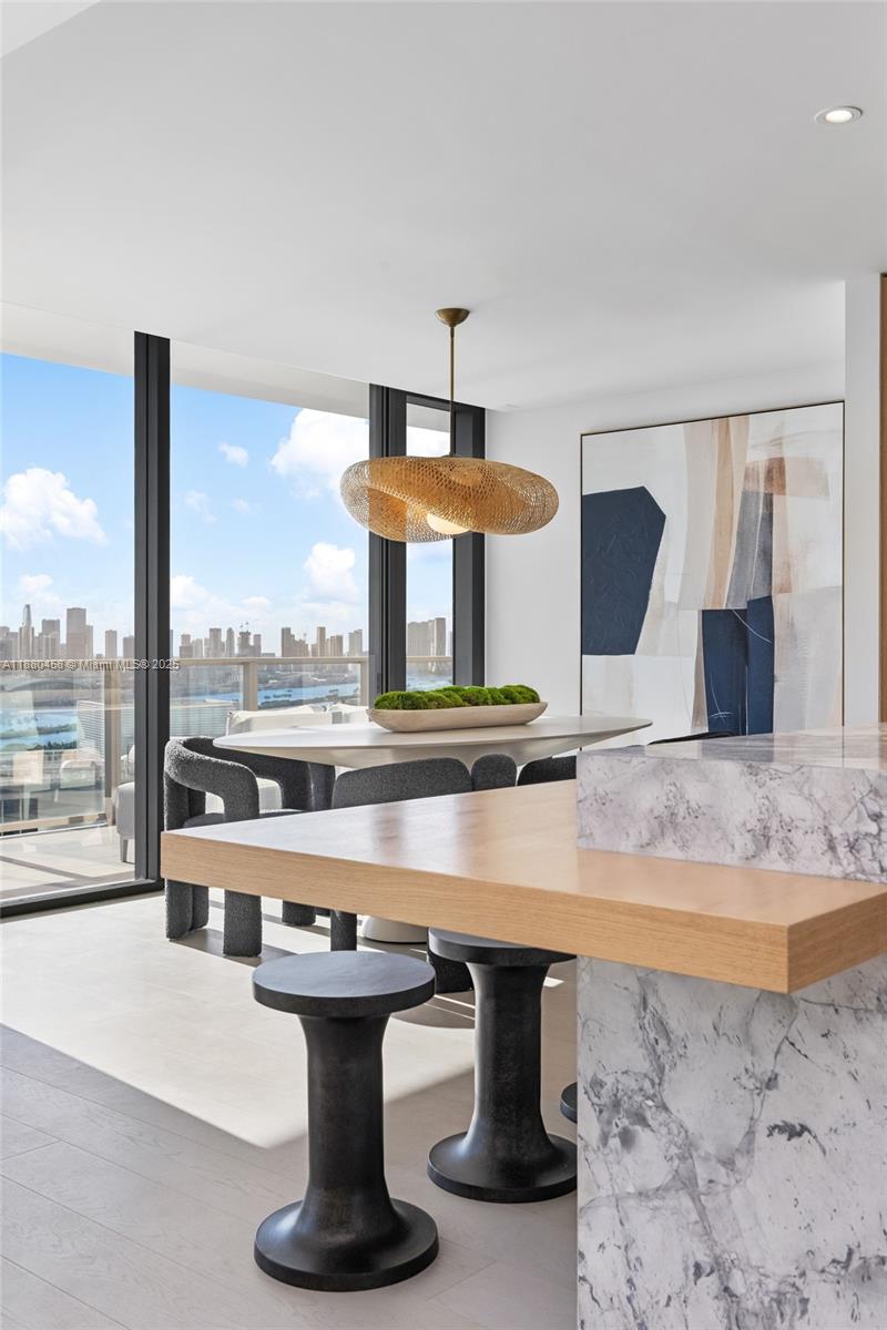 FIVE PARK CONDO - Residential