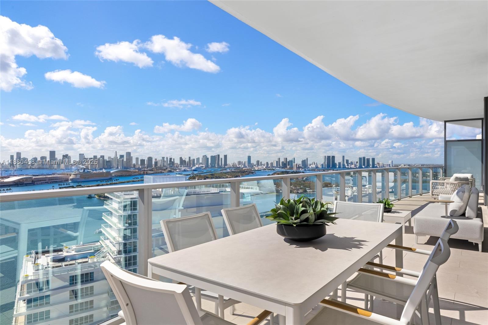 FIVE PARK CONDO - Residential