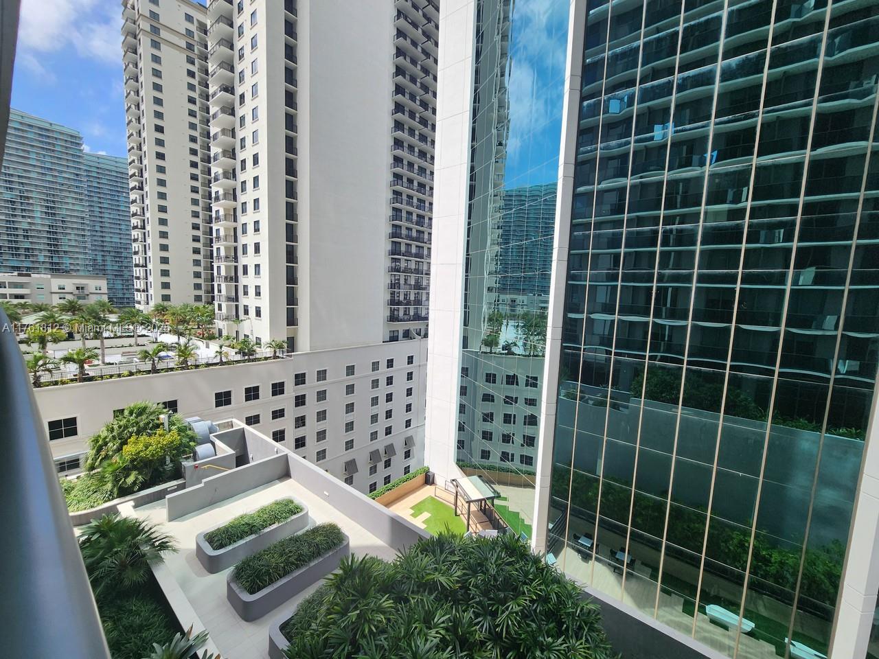 BRICKELL HEIGHTS WEST CON - Residential