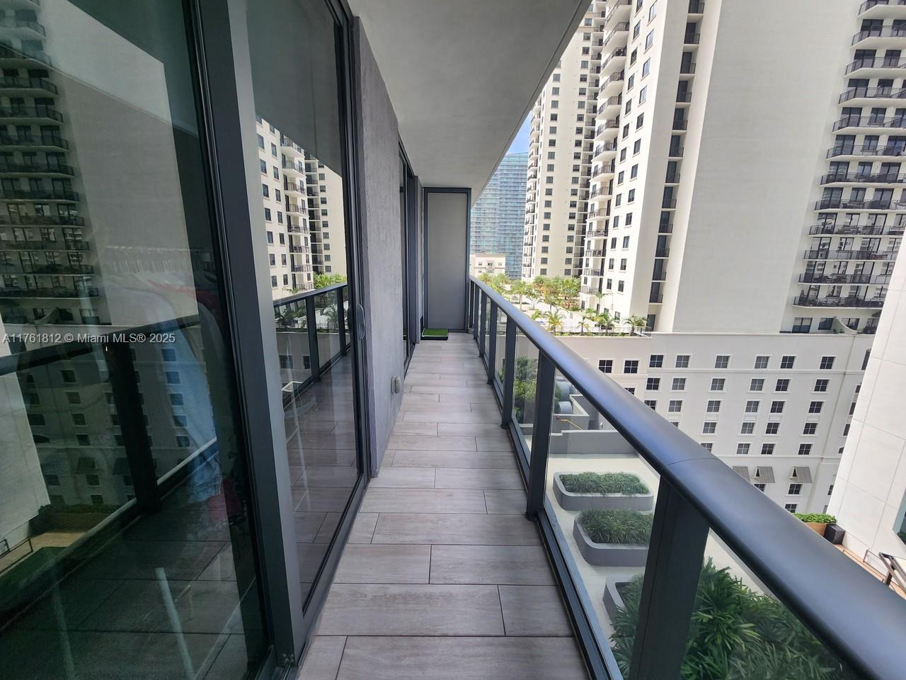 BRICKELL HEIGHTS WEST CON - Residential