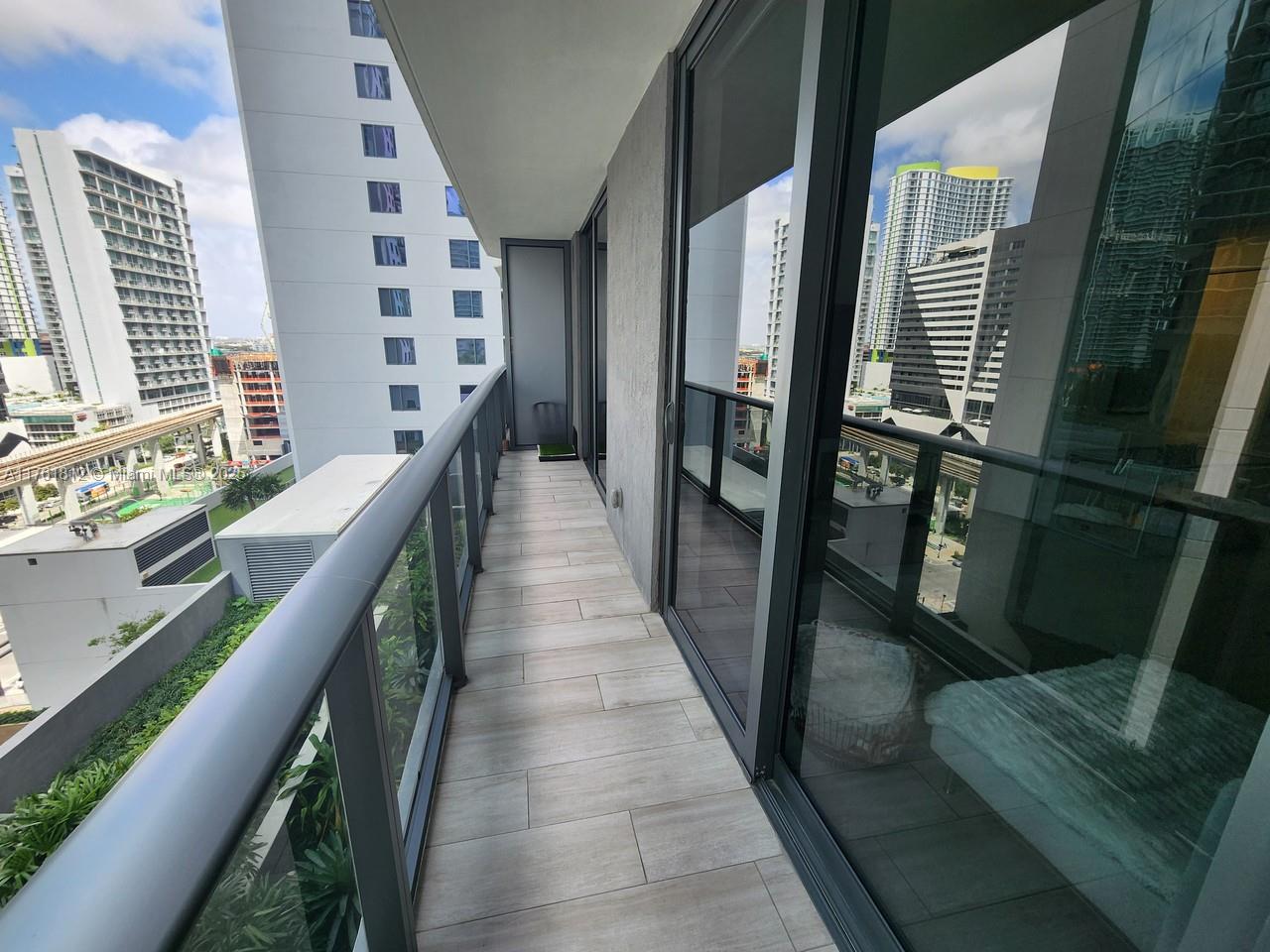 BRICKELL HEIGHTS WEST CON - Residential