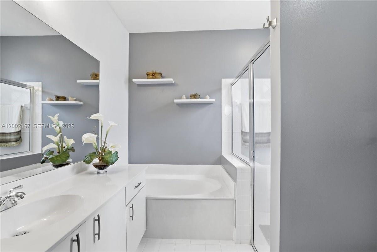 REGENCY HOMES AT SUNRISE - Residential