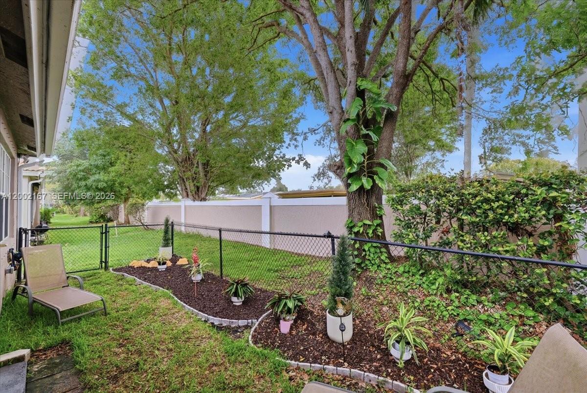 REGENCY HOMES AT SUNRISE - Residential