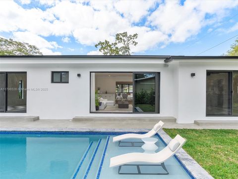 1751 NE 138 St North Miami FL 33181