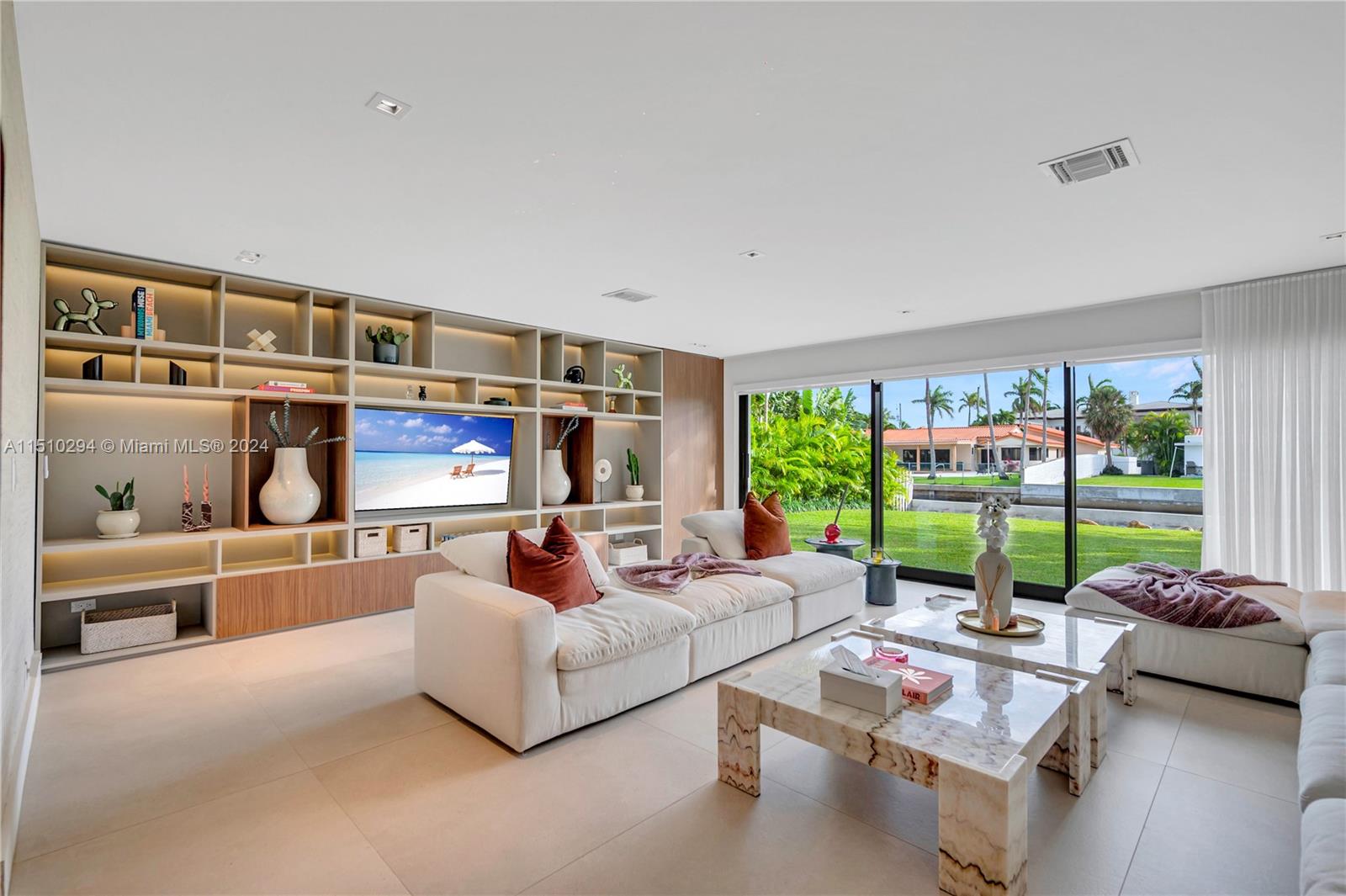 BISCAYNE POINT - Residential