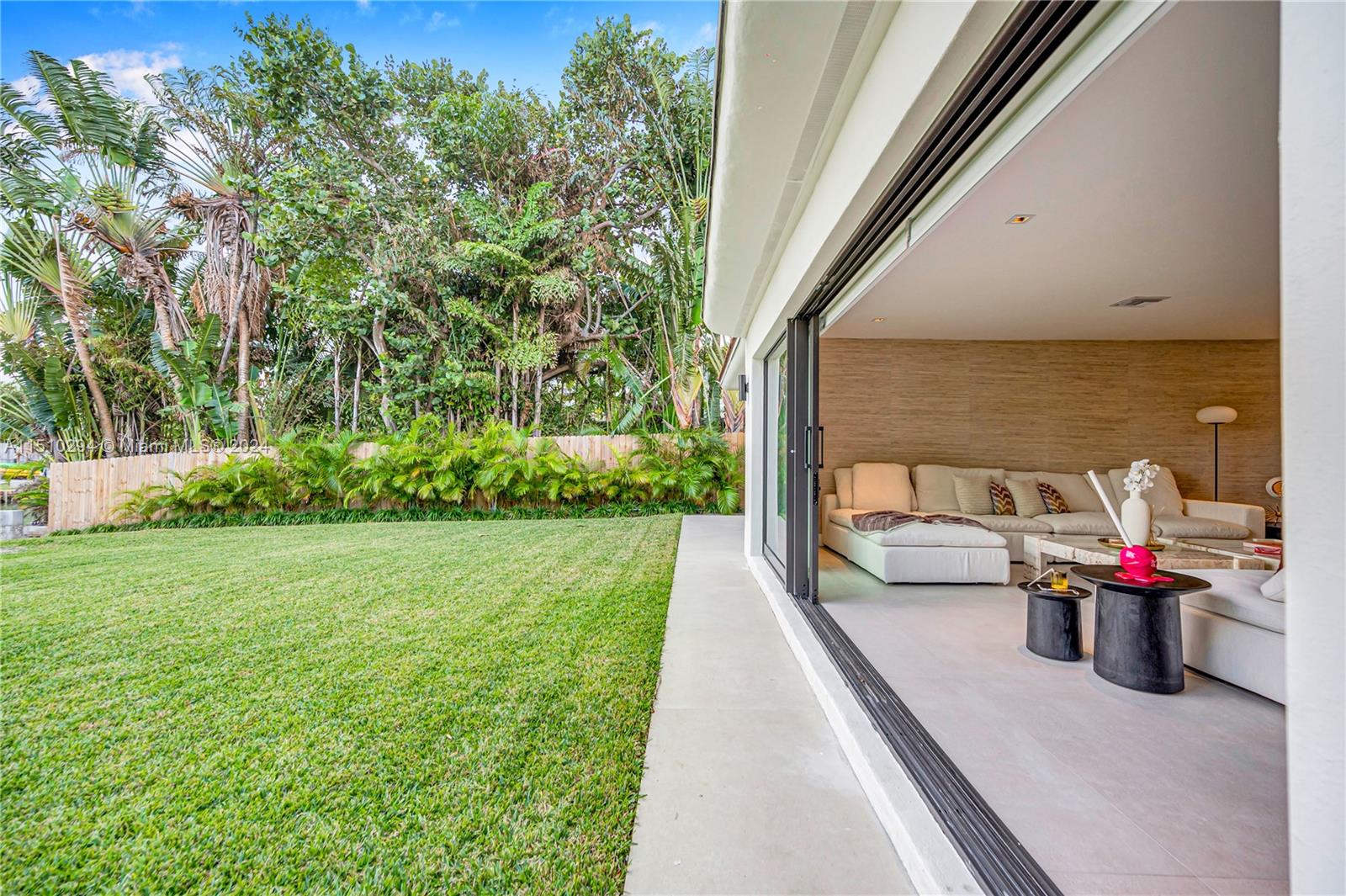 BISCAYNE POINT - Residential