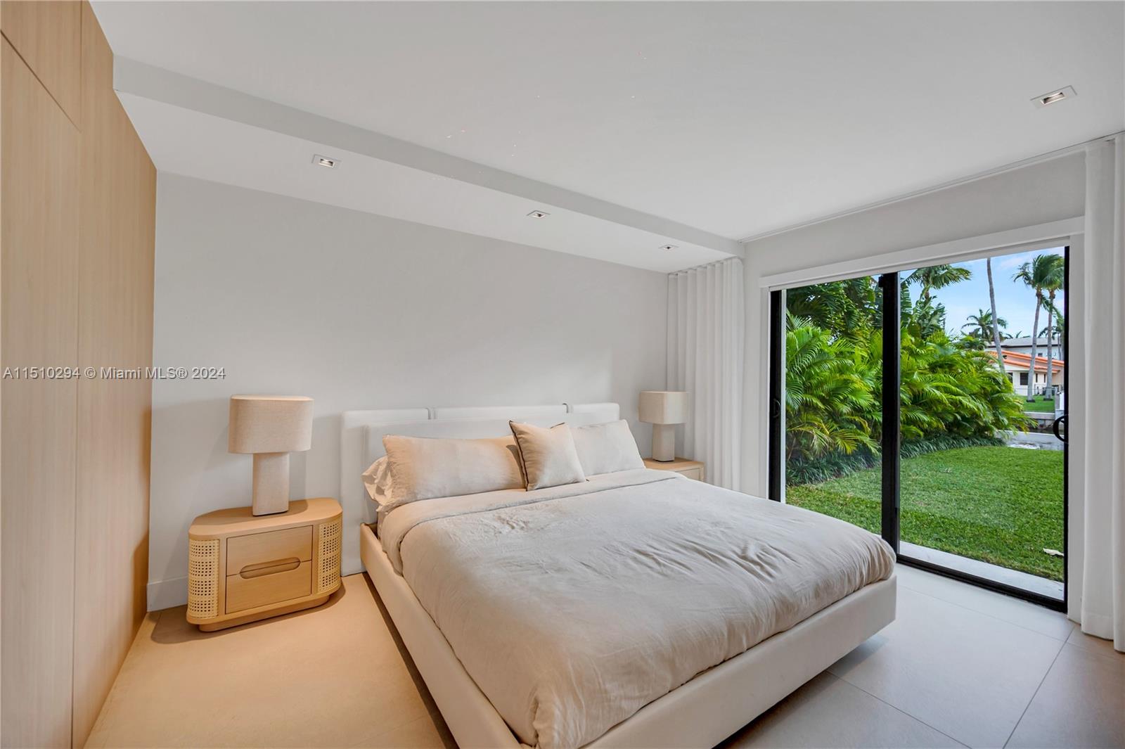 BISCAYNE POINT - Residential