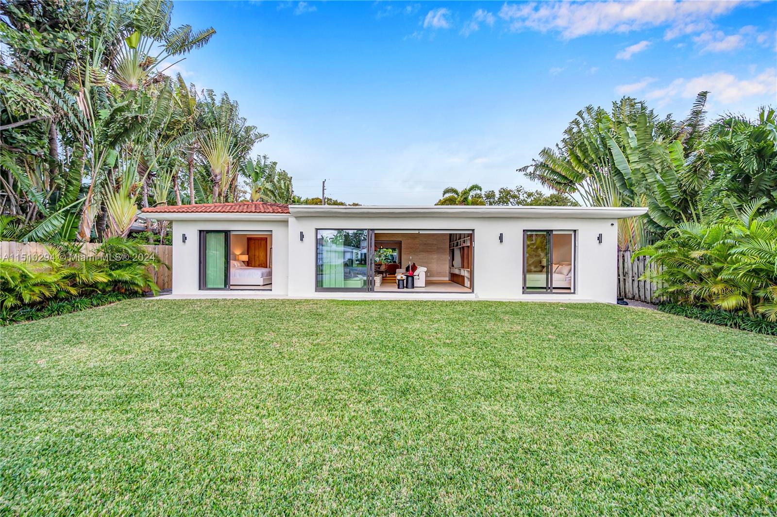 BISCAYNE POINT - Residential