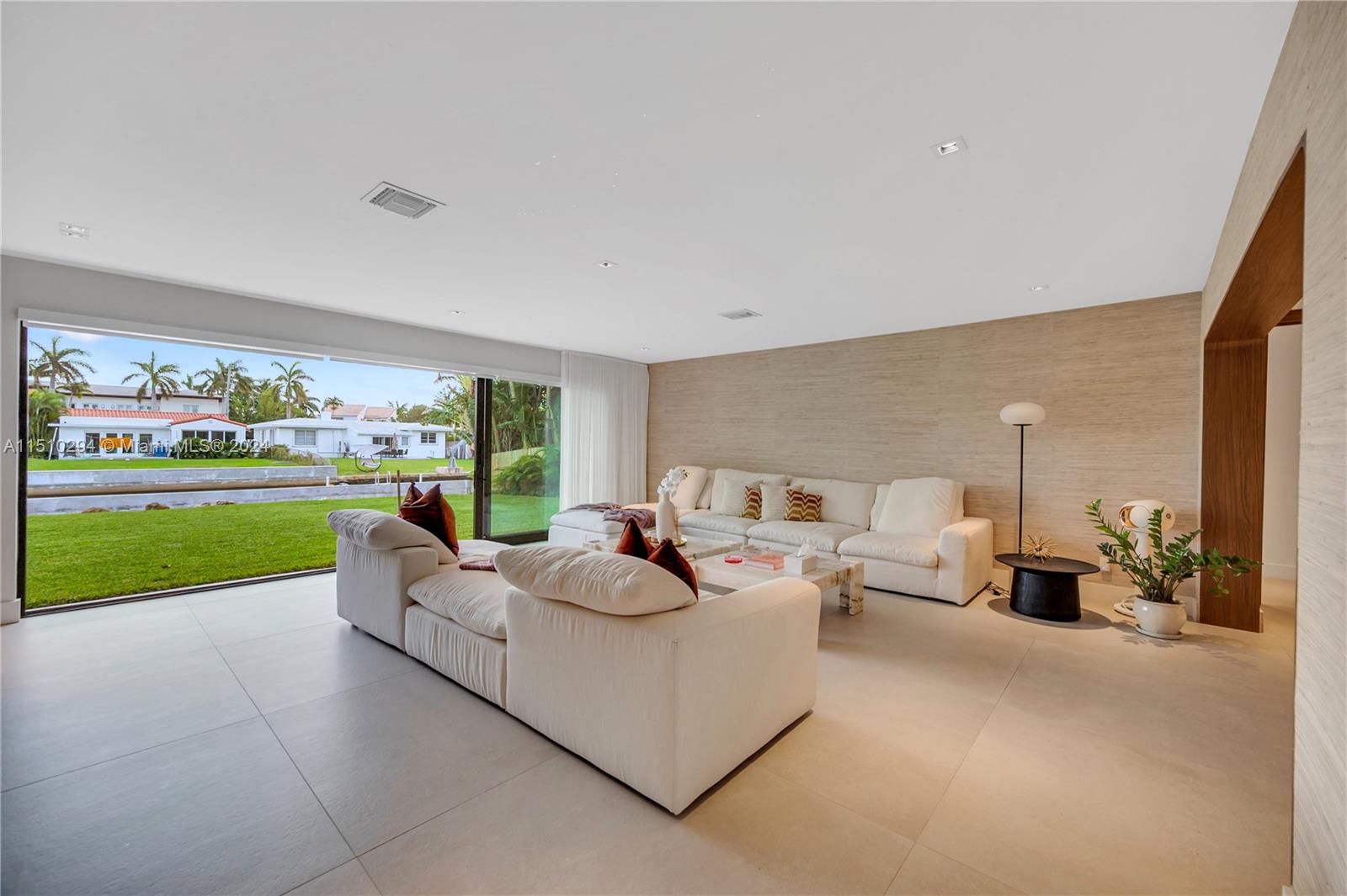 BISCAYNE POINT - Residential