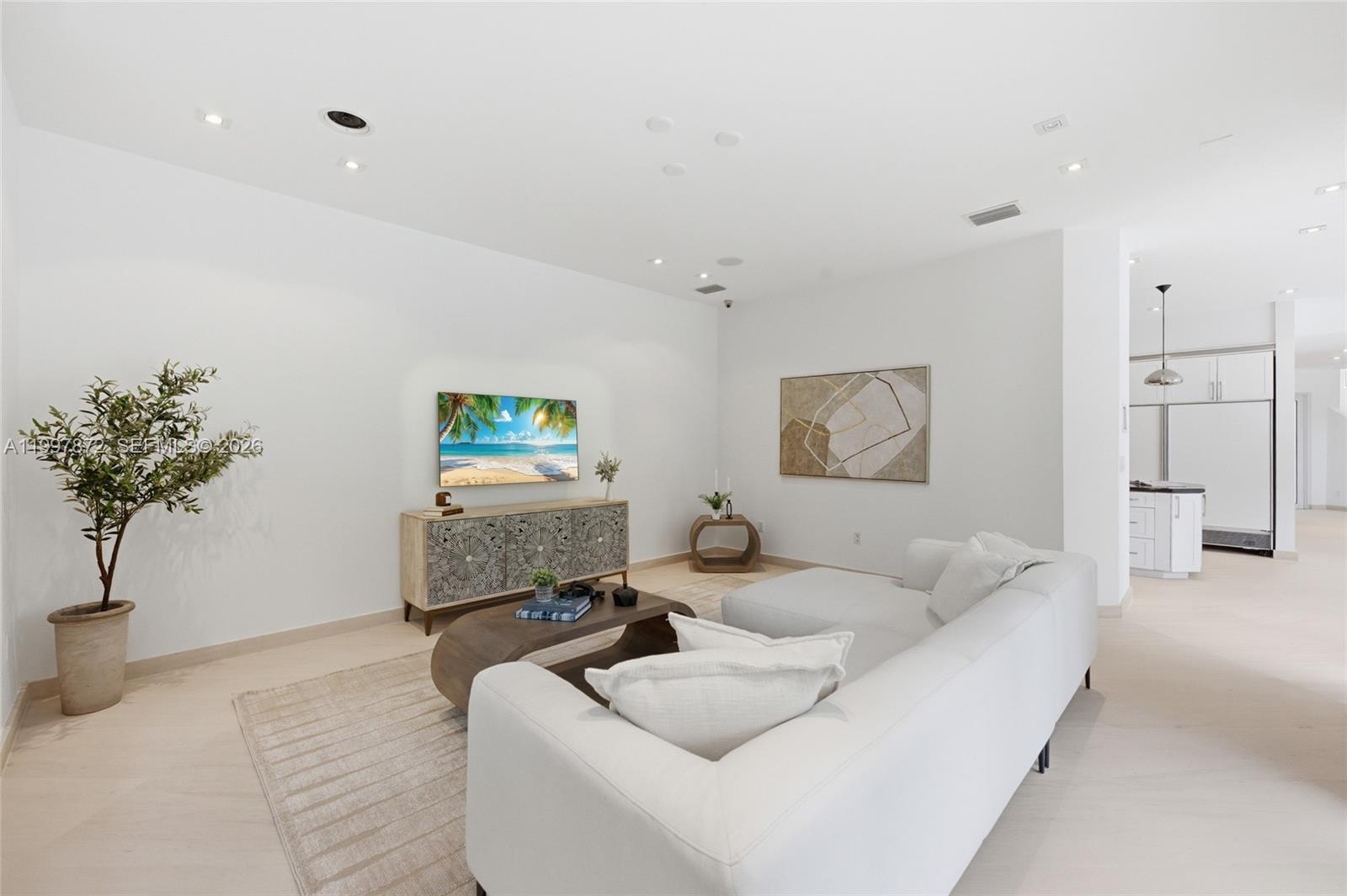 Country Club Estates - Residential