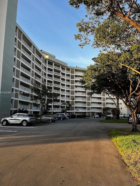 3090 N Course Dr 807