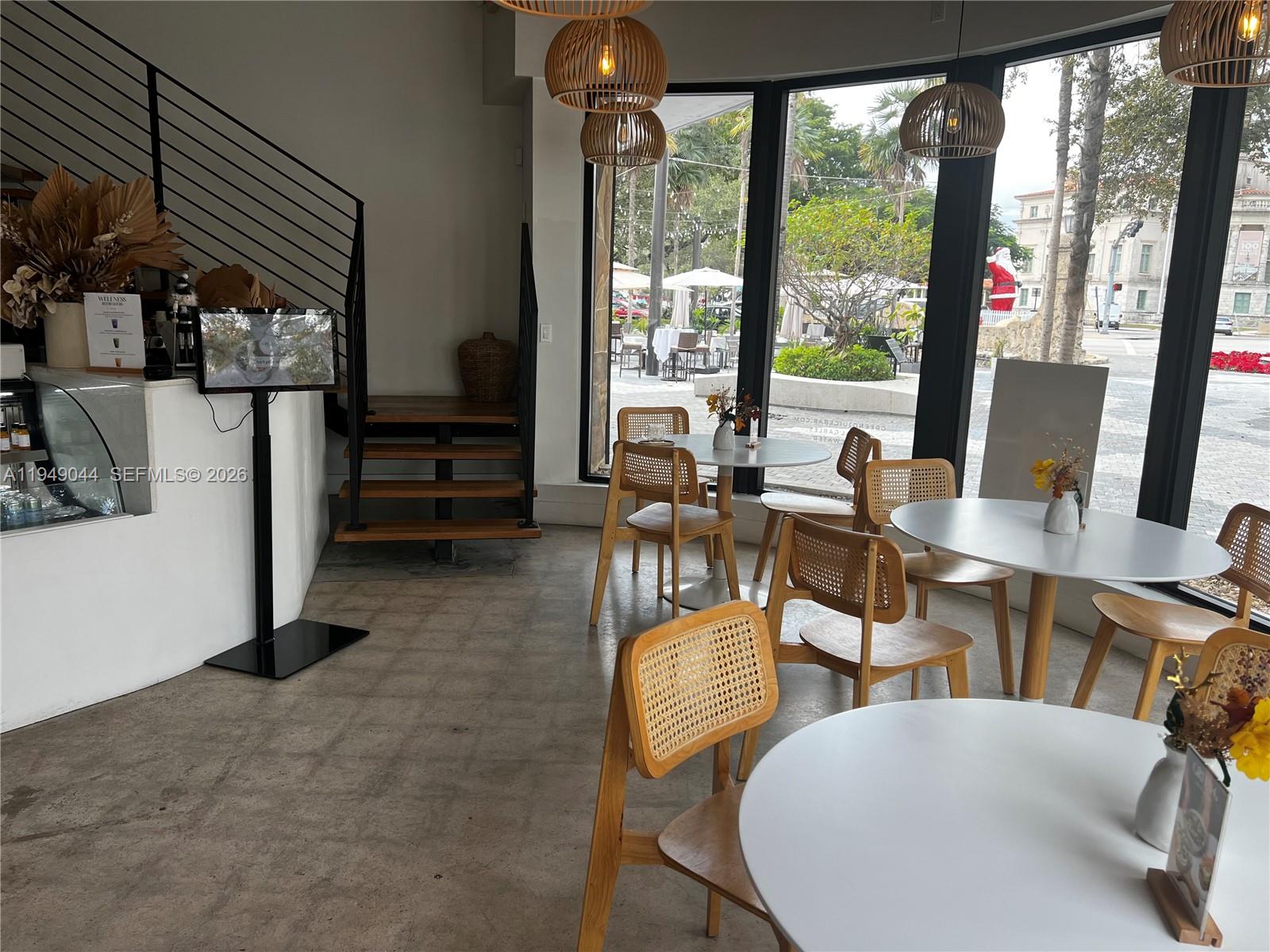 View photos, virtual tours, details...