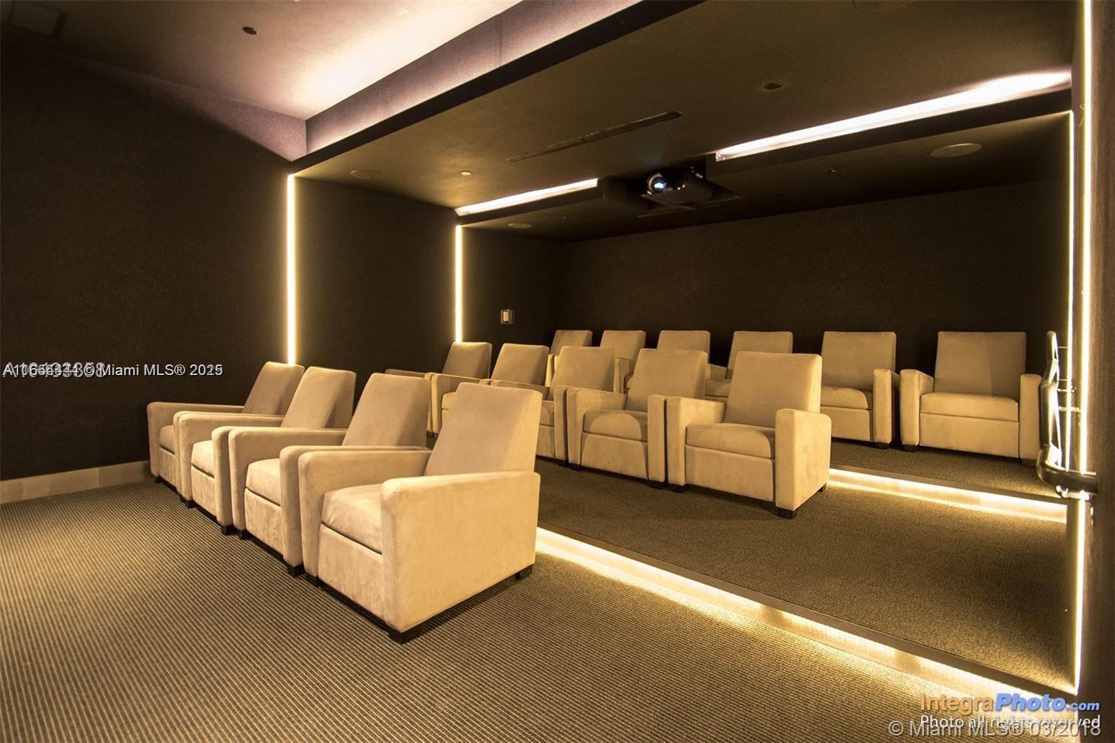 18555 COLLINS AVENUE COND - Residential Lease