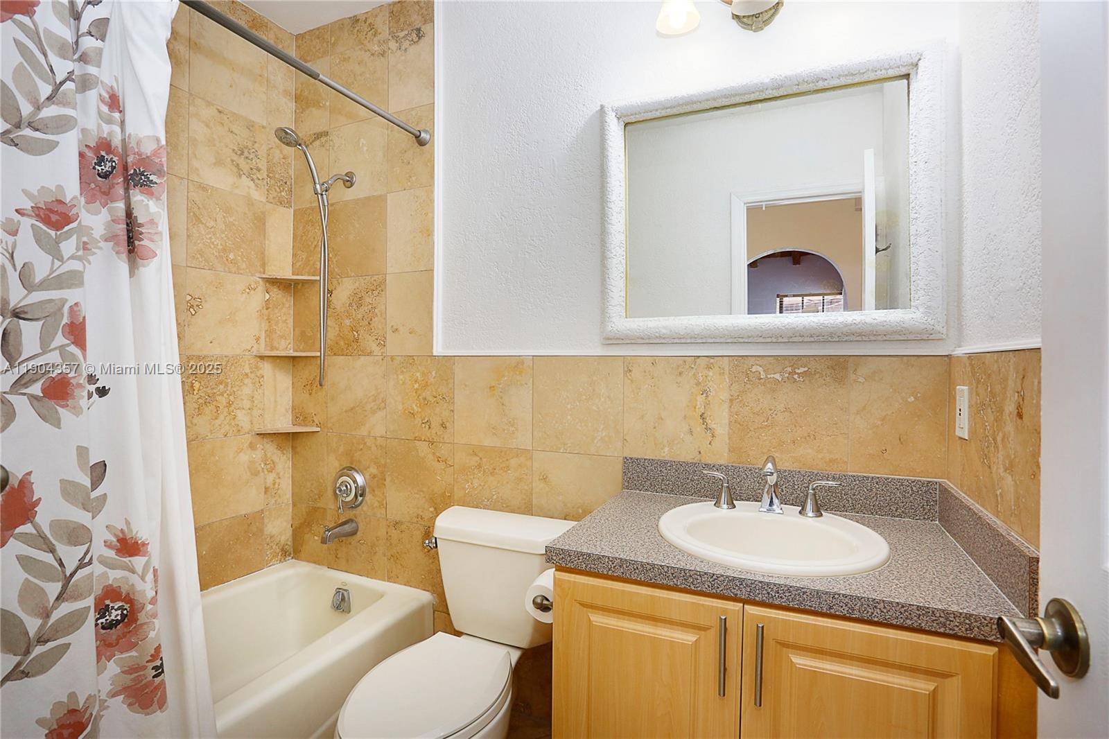 EAST SHENANDOAH - Residential Lease