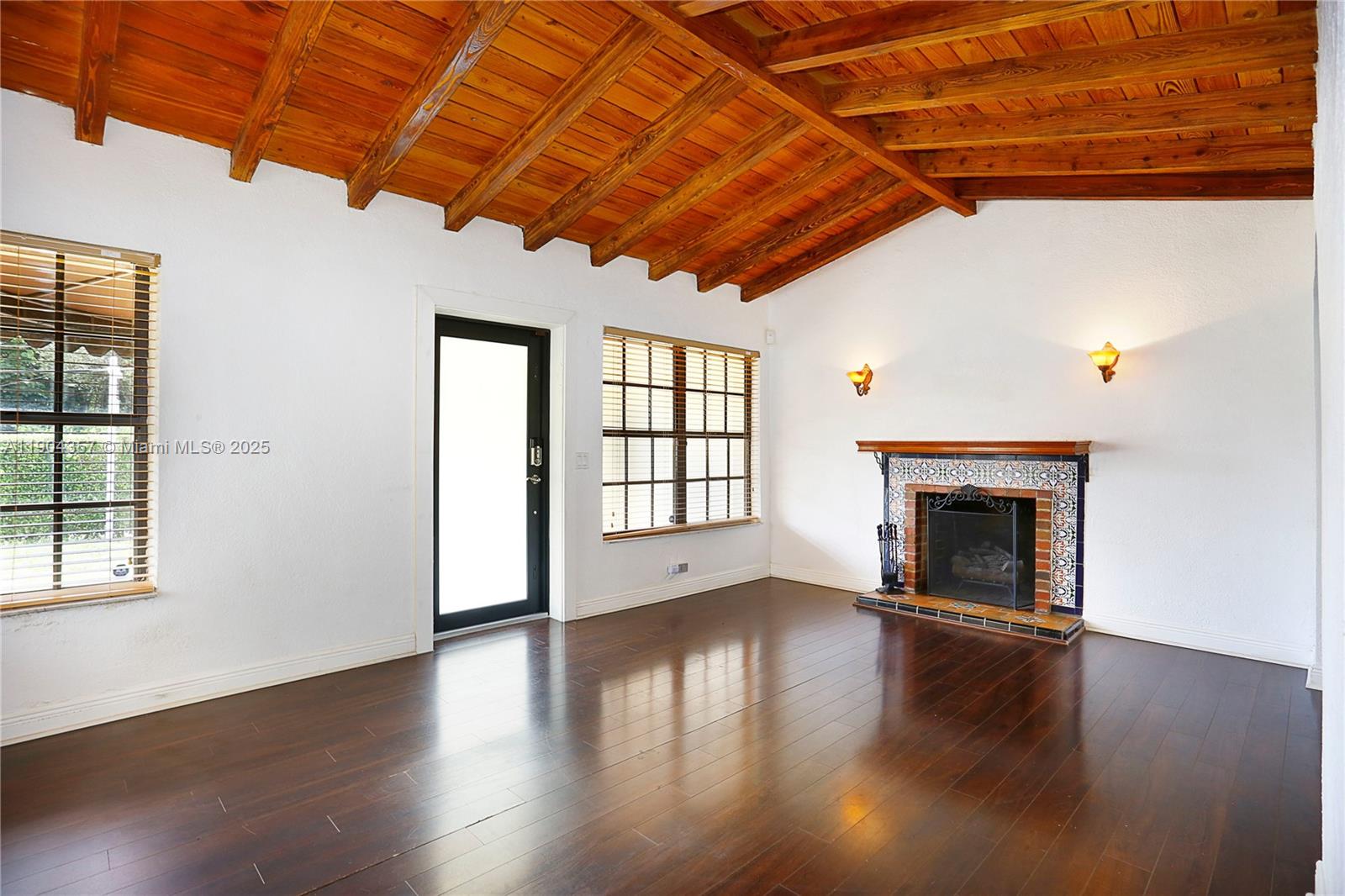 EAST SHENANDOAH - Residential Lease