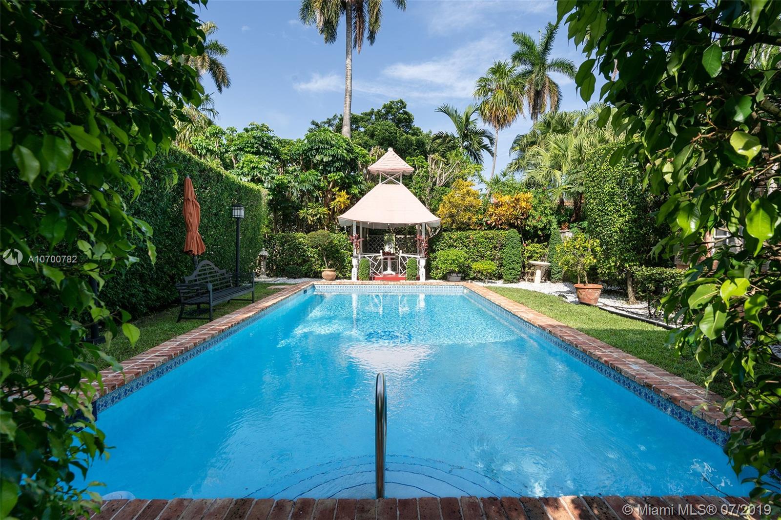 LA GORCE ISLAND - Residential