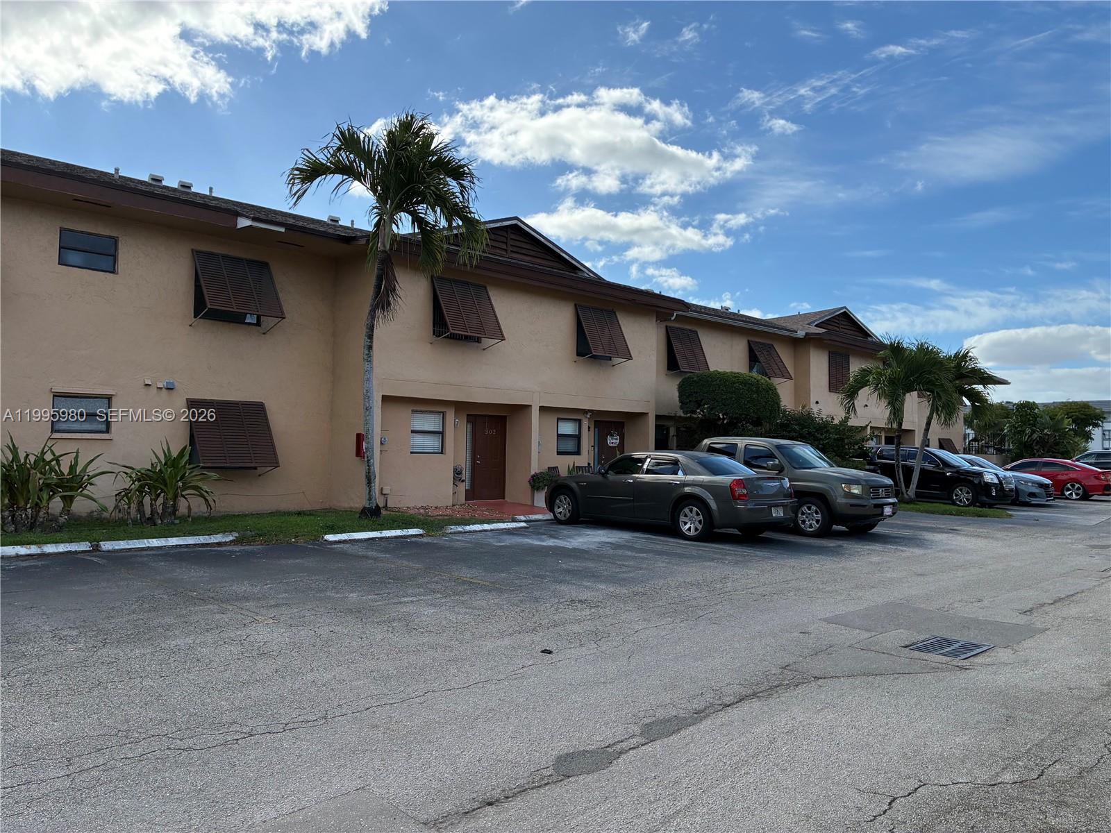 LAGUNA TROPICAL CONDO - Residential Lease