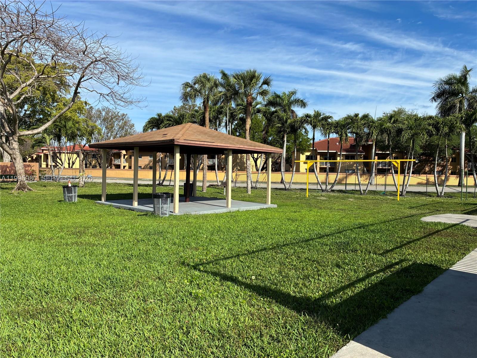 LAGUNA TROPICAL CONDO - Residential Lease