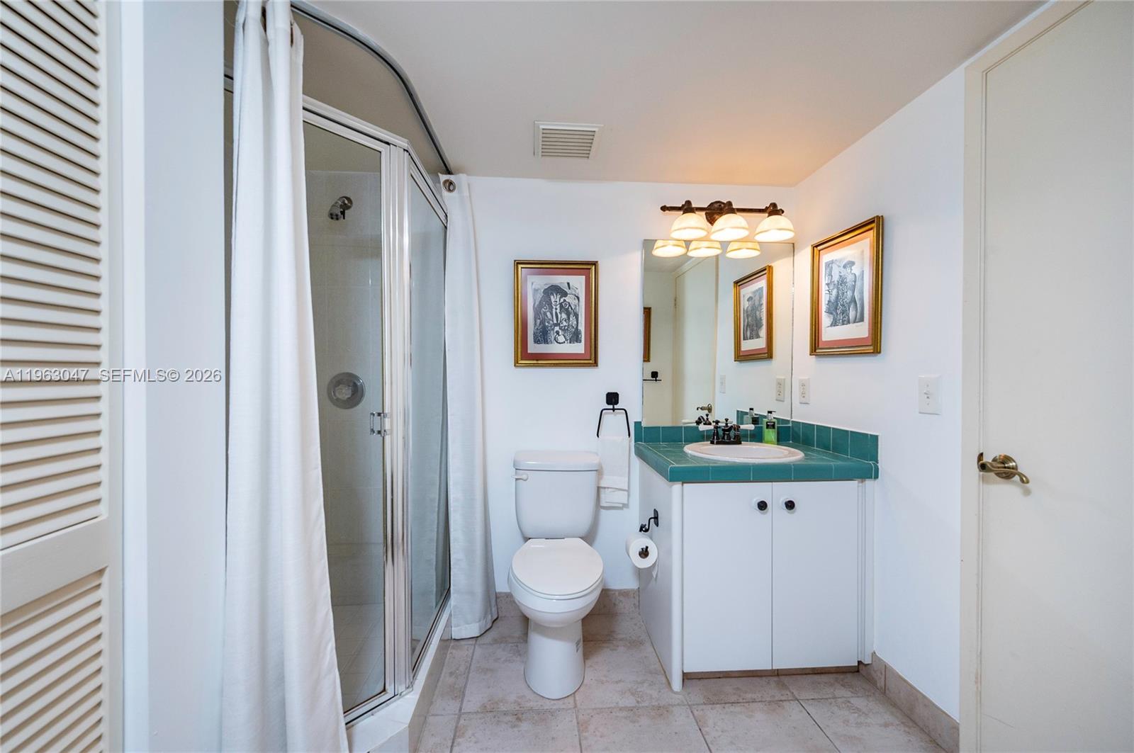 FIRST ALHAMBRA CIRCLE CON - Residential