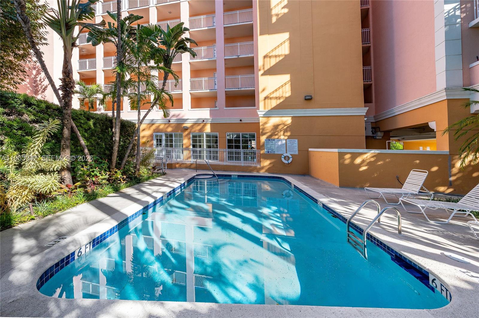 FIRST ALHAMBRA CIRCLE CON - Residential