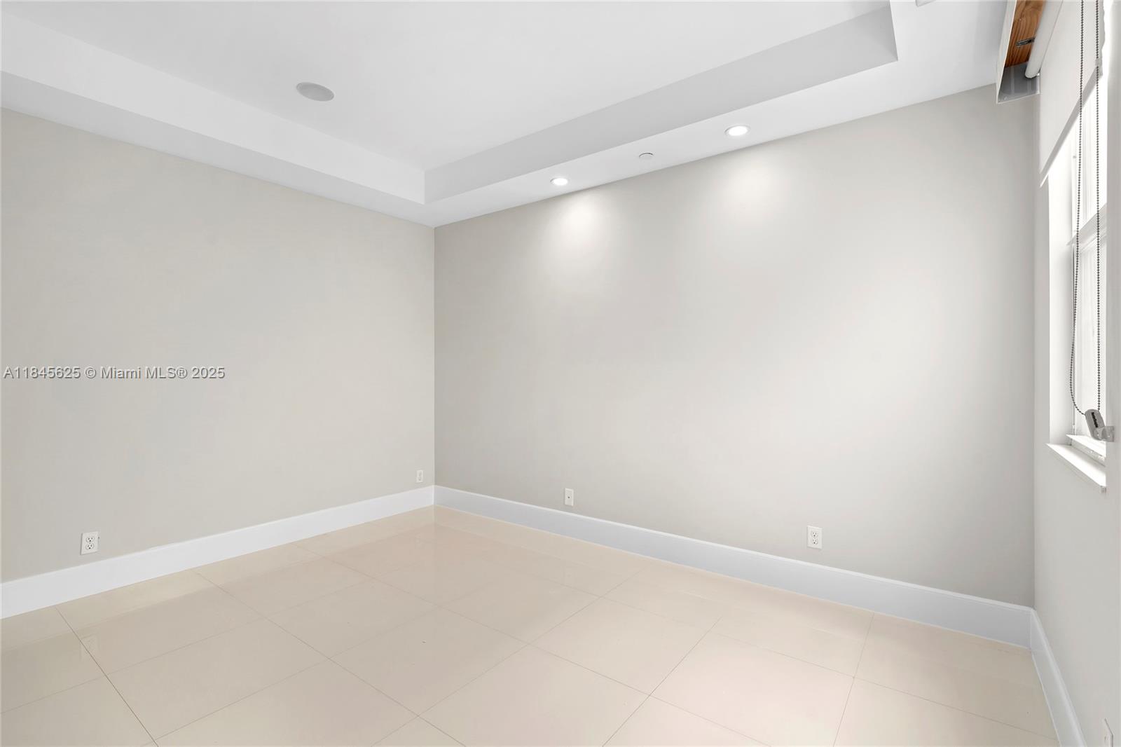 EVERGLADE LAND SALES CO F - Residential