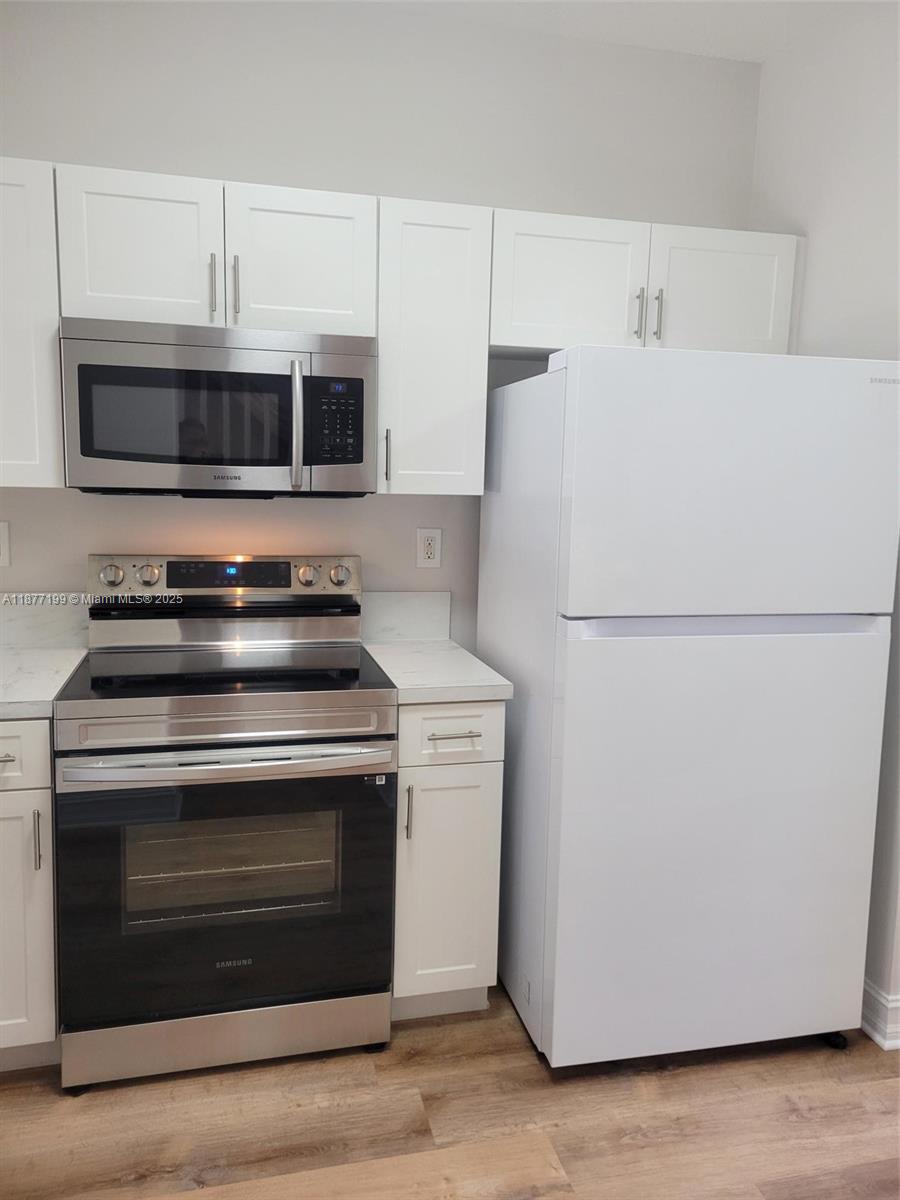 HAMPTON PLACE CONDO - Residential Lease