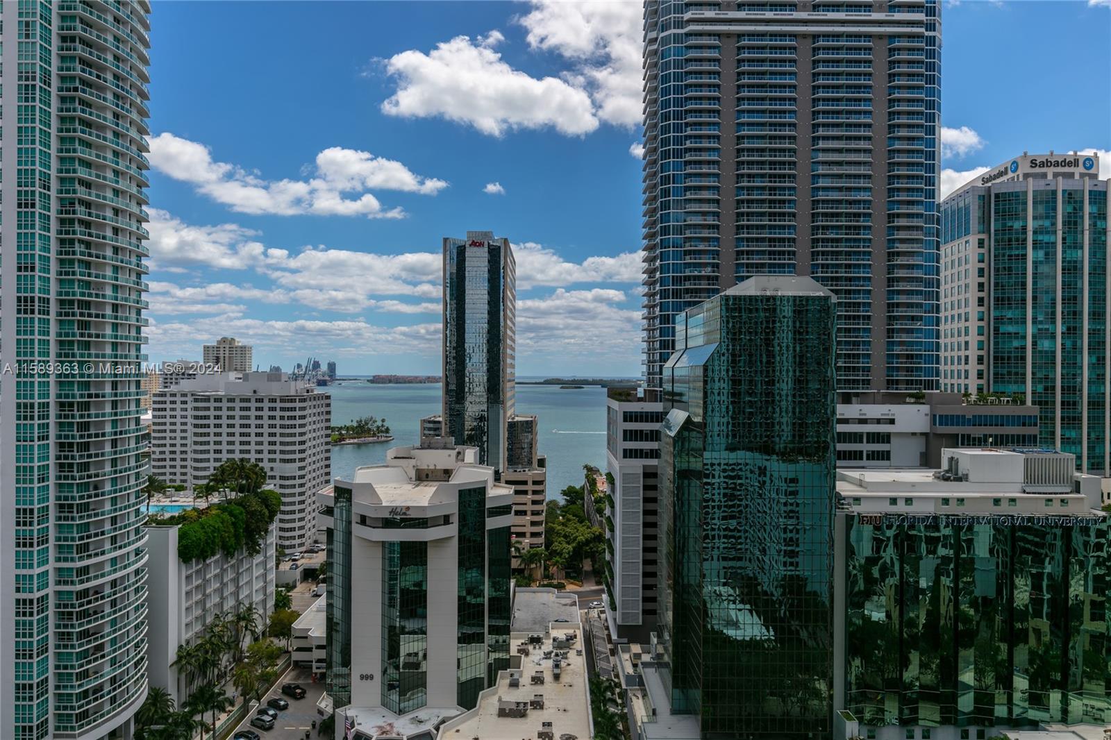 1010 BRICKELL CONDO - Residential Lease