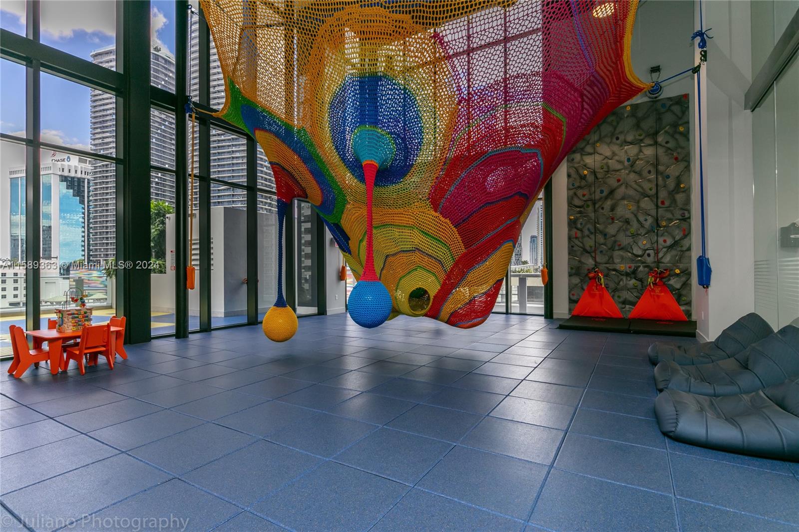 1010 BRICKELL CONDO - Residential Lease
