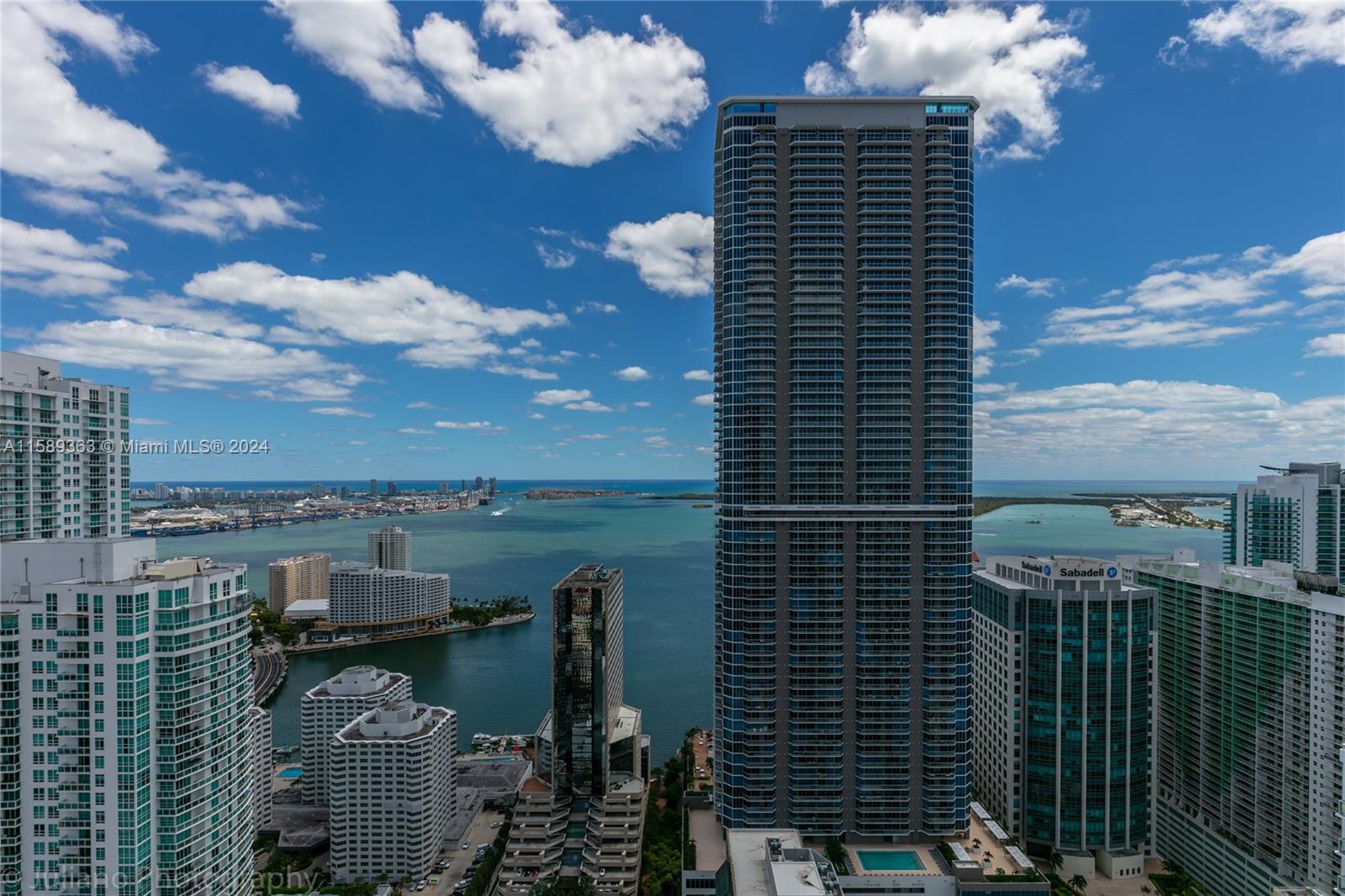 1010 BRICKELL CONDO - Residential Lease