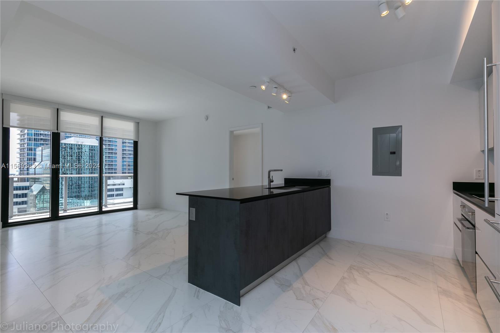1010 BRICKELL CONDO - Residential Lease
