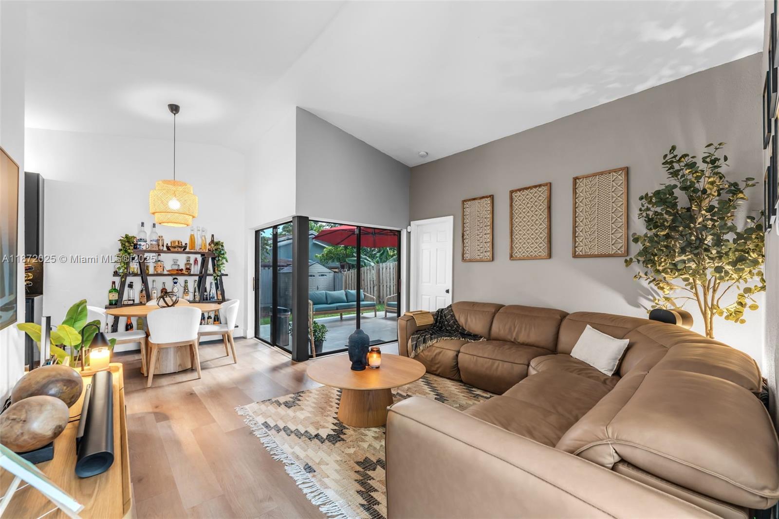 BISCAYNE VILLA HOMES SEC - Residential