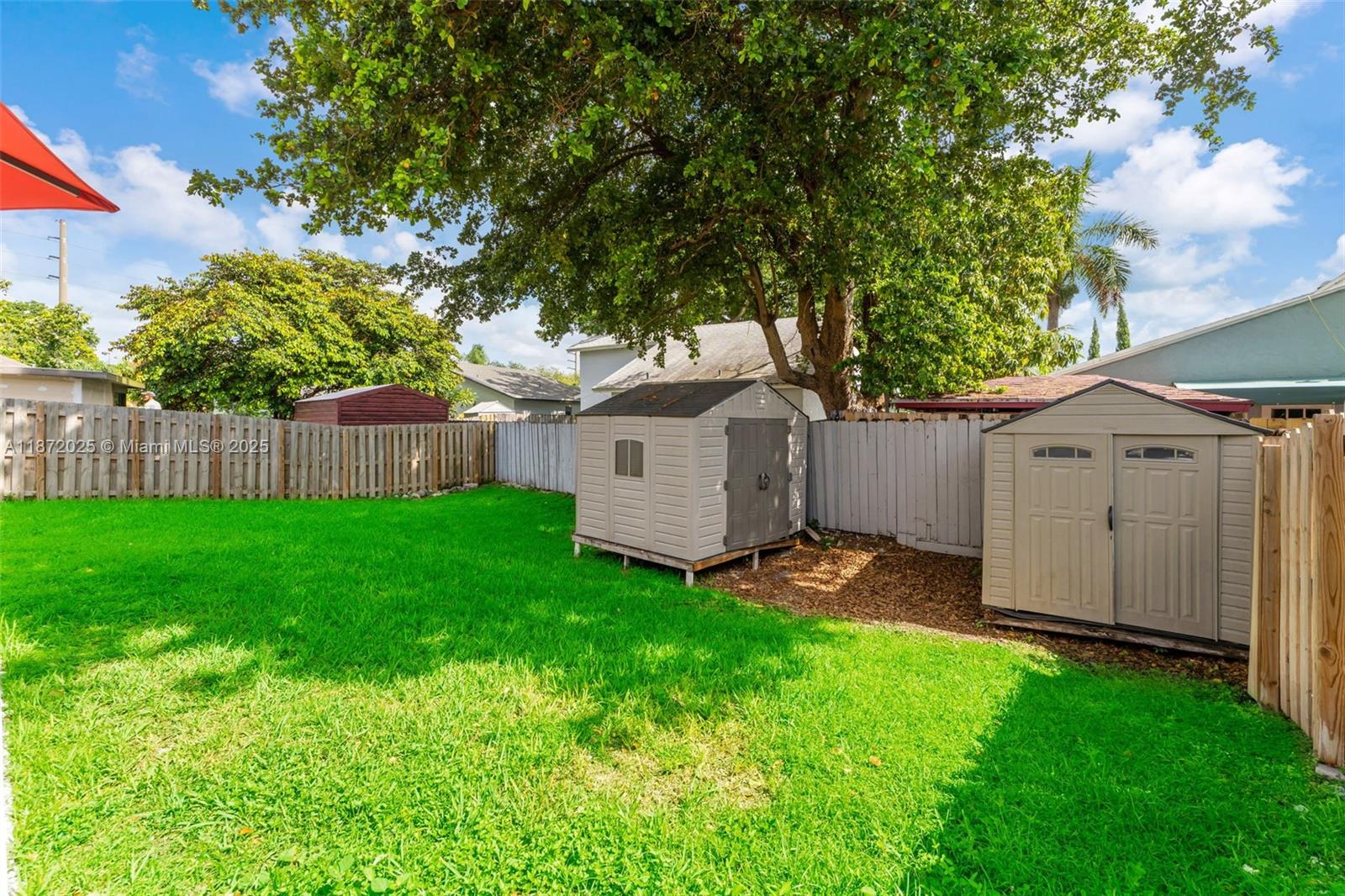 BISCAYNE VILLA HOMES SEC - Residential