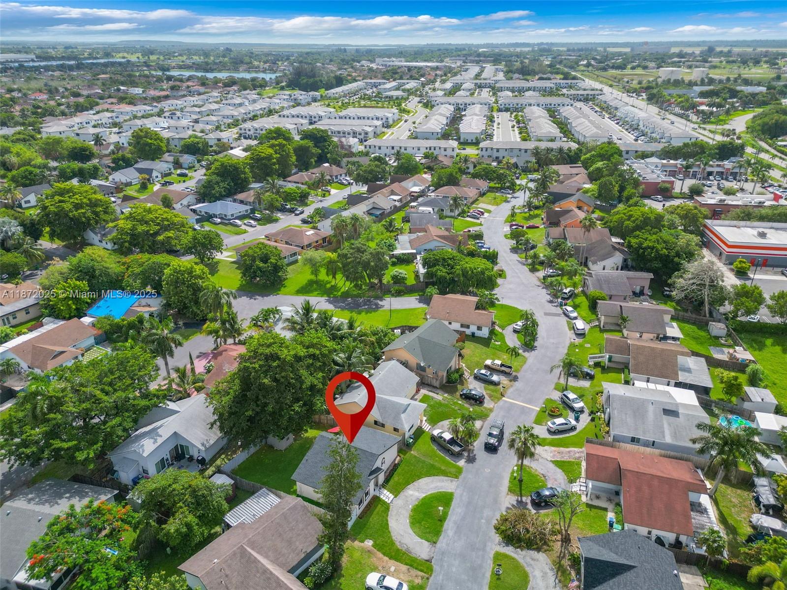 BISCAYNE VILLA HOMES SEC - Residential