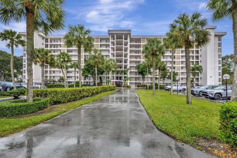 3050 N Palm Aire Dr 401 Pompano Beach FL 33069