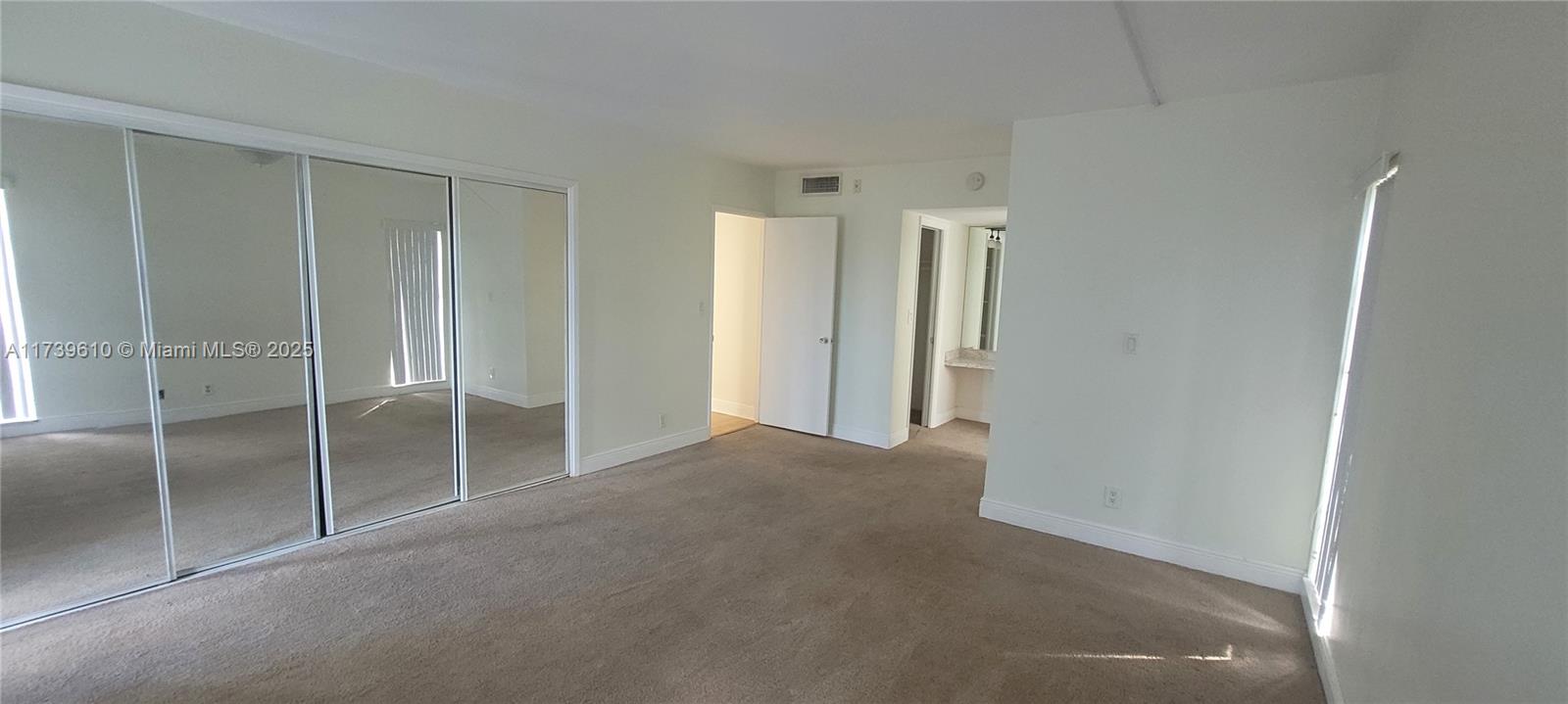 NO 8 PALM-AIRE COUNTRY CL - Residential